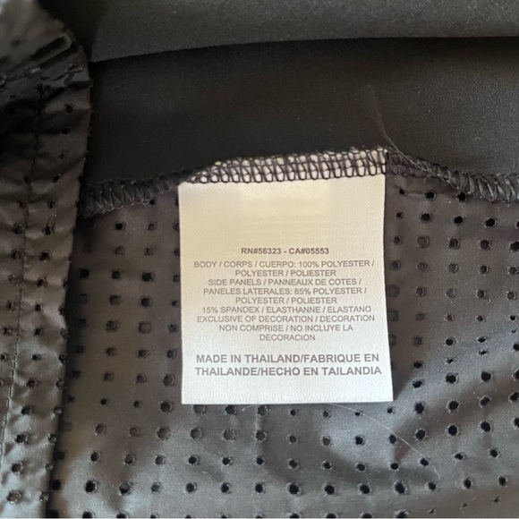 Nike Golf Tour Performance Black Perforated Lightweight Zip Up Vest - Picture 5 of 11